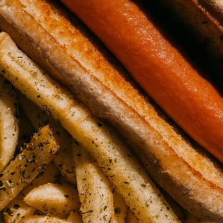 Hot doggo + French Fries