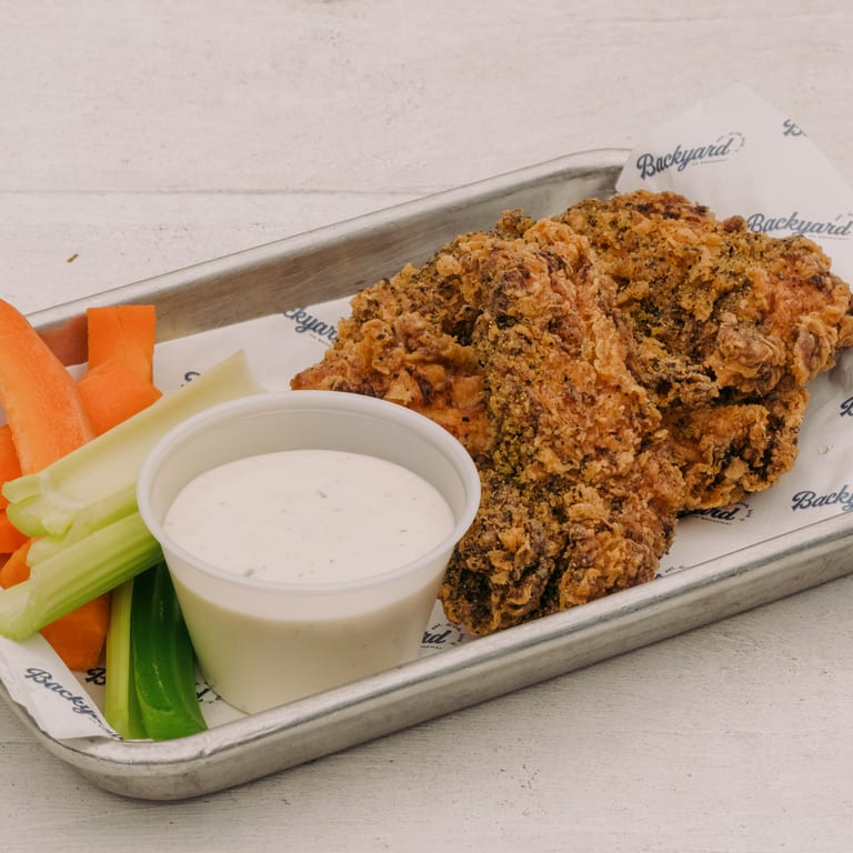 Classic American Eats: Burgers, Pizza, and More