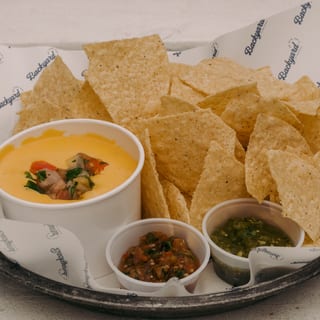 Chips & Queso